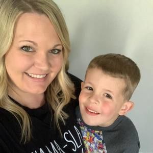 Meet your Posher, Aly